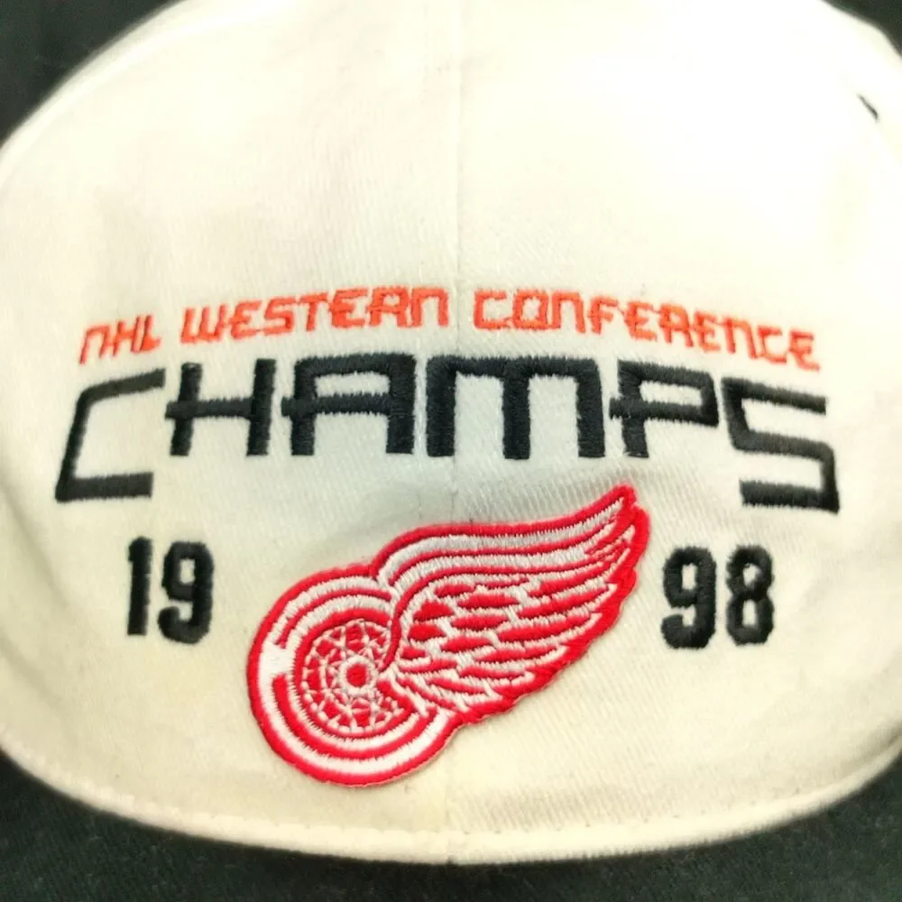 Detroit Red Wings Hat Starter Snapback Men's White Black 1998 Western Champs NHL